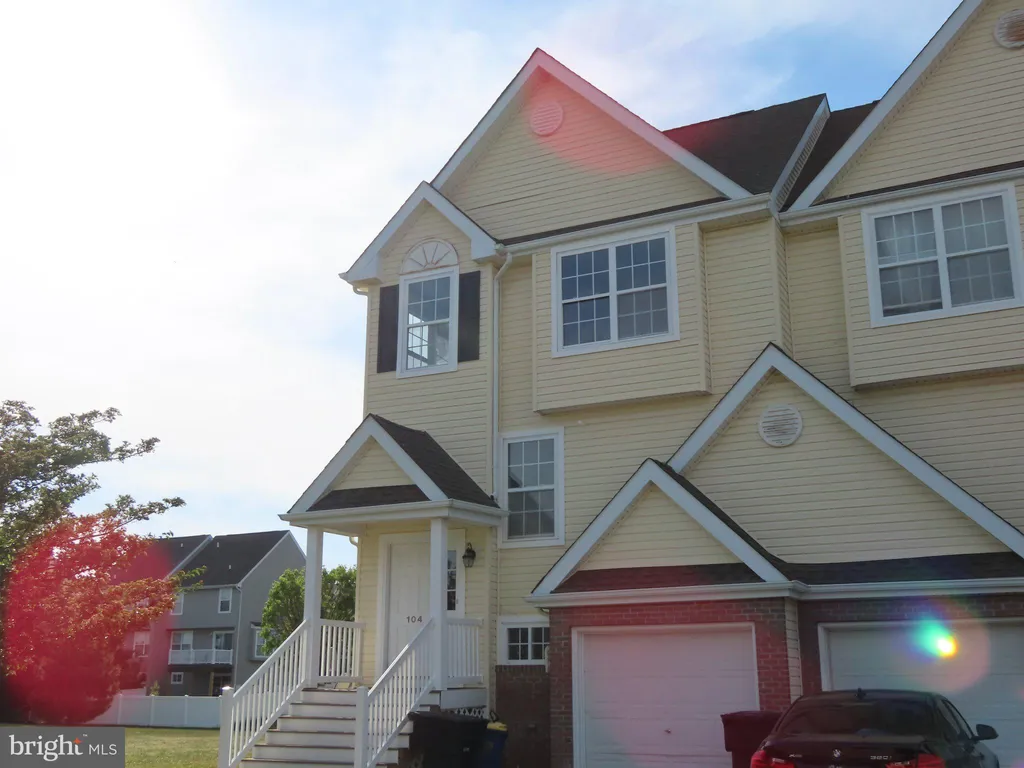 104 E Sheldrake Circle, Dover, DE 19904 photo 2