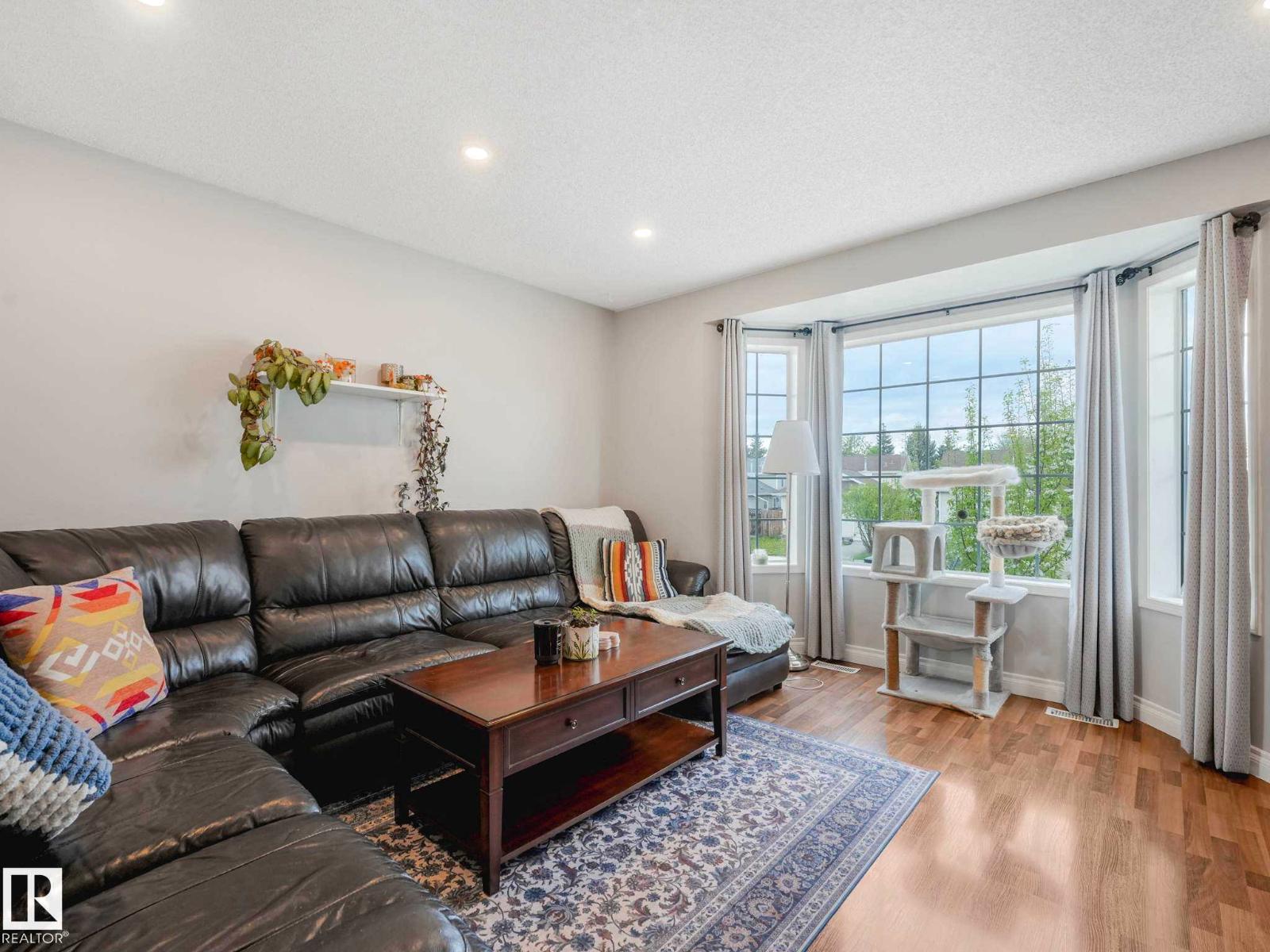 Additional image 4 of 317 Kline Crescent NW, Edmonton, AB, T6L6K8