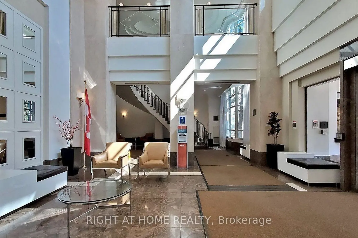 68 Corporate Drive 1229 photo 2