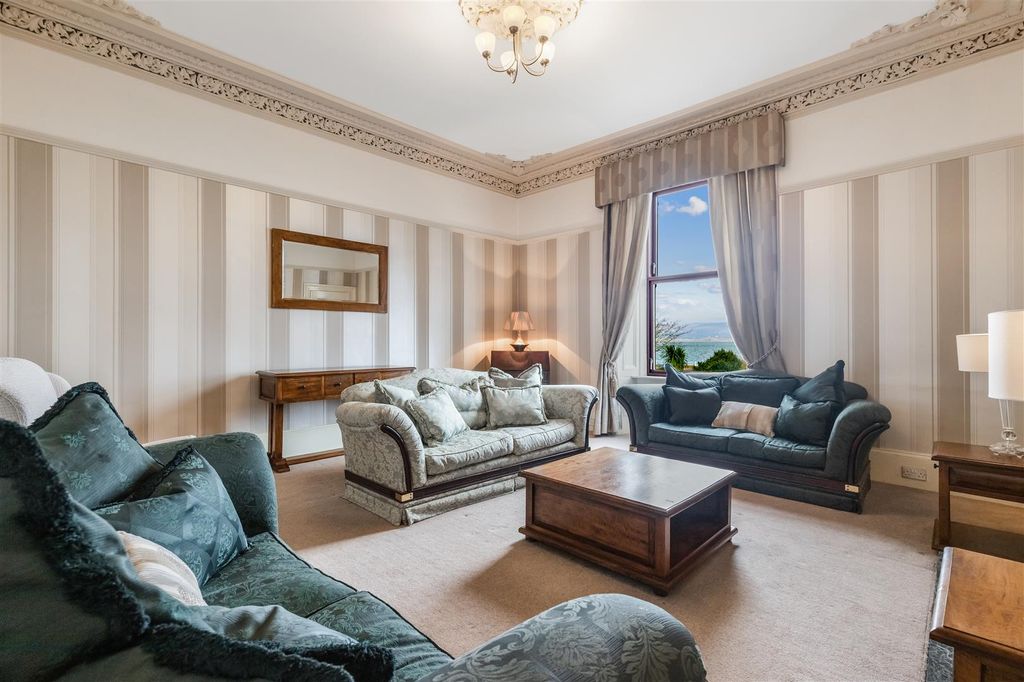 Additional image 26 of 4 bed flat for saleEsplanade, Greenock PA16