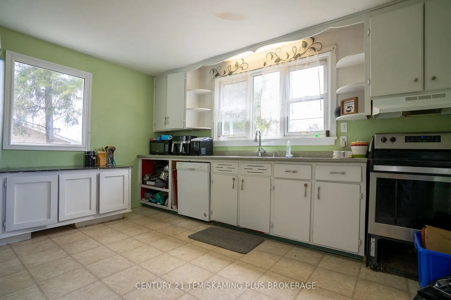 Additional image 8 of 512 Probyn Street