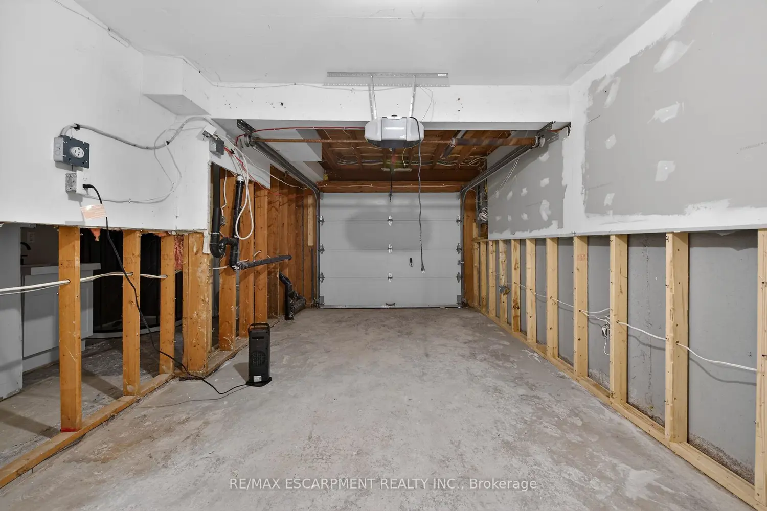 Additional image 17 of 149 St. Catherine Street 13