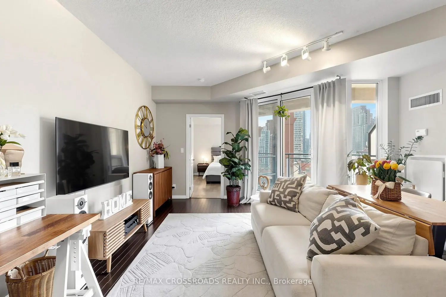 35 Hayden Street 1201