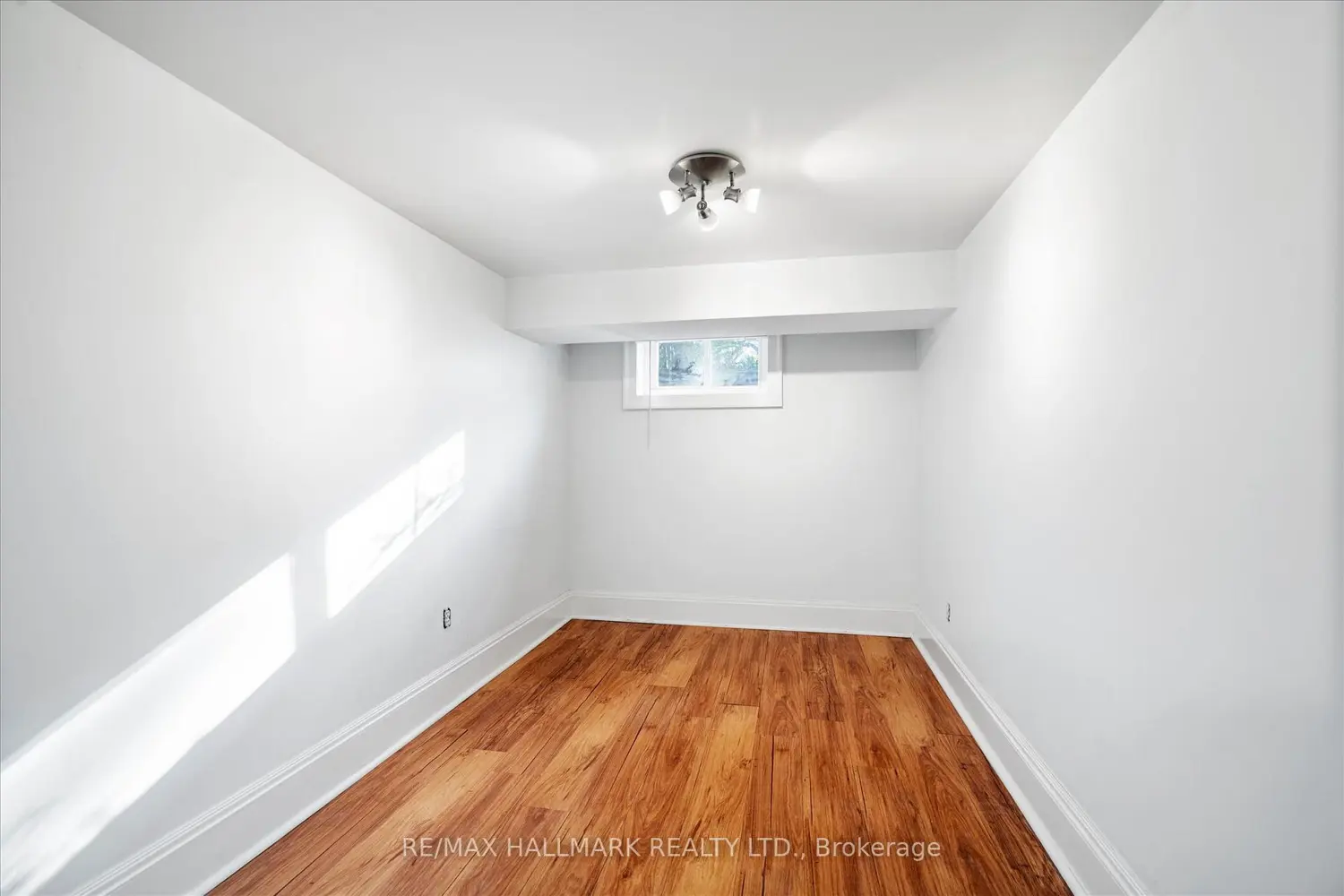 Additional image 8 of 50 Benlamond Avenue