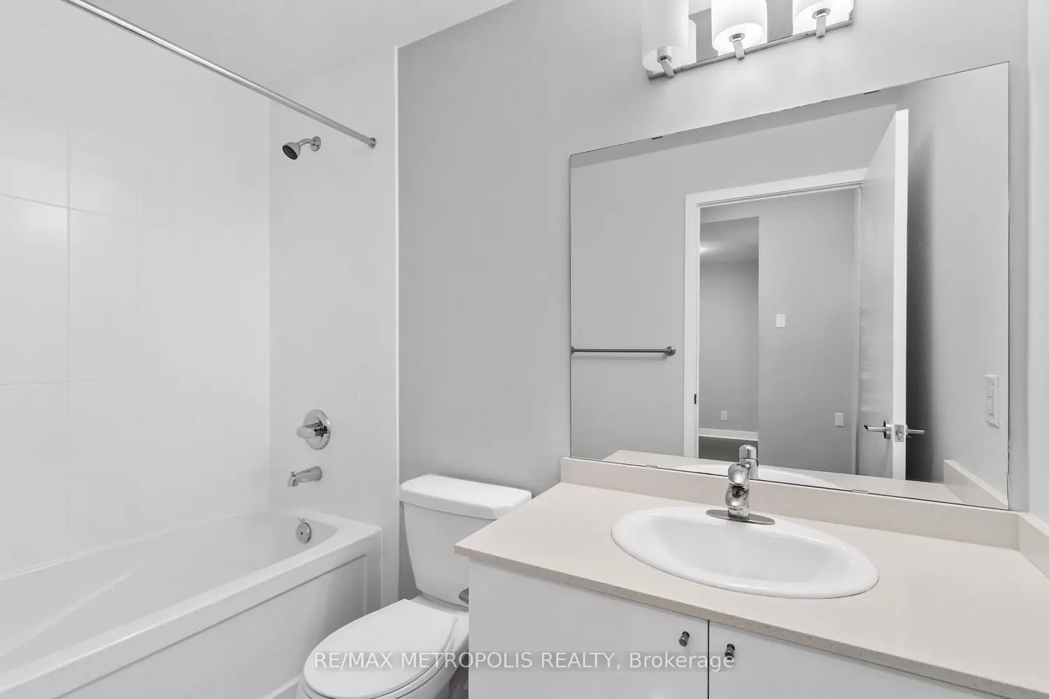 Additional image 11 of 3985 Grand Park Drive 305