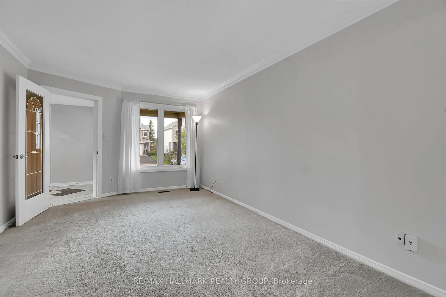 6602 Windsong Avenue photo 3