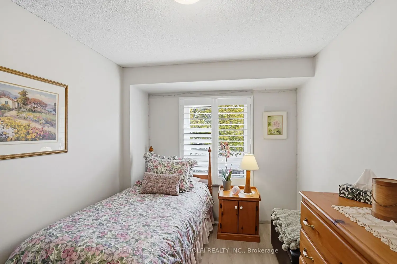 Additional image 14 of 6767 Thoroldsstone Road 97