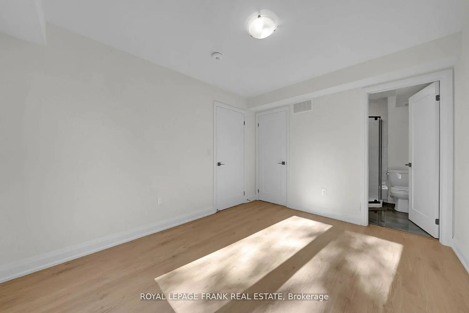 Additional image 5 of 327 Anderson Avenue