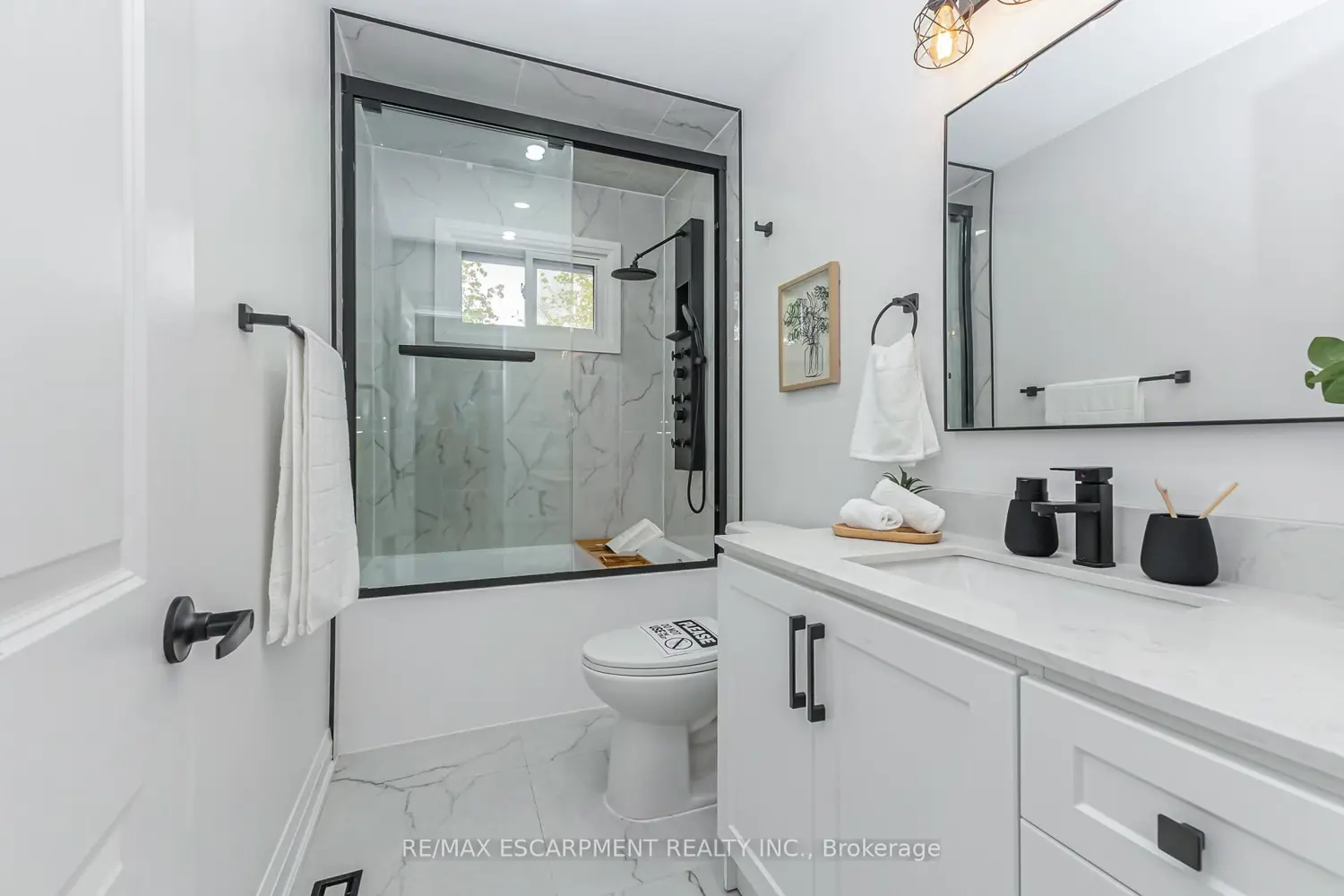 Additional image 11 of 487 East 37Th Street