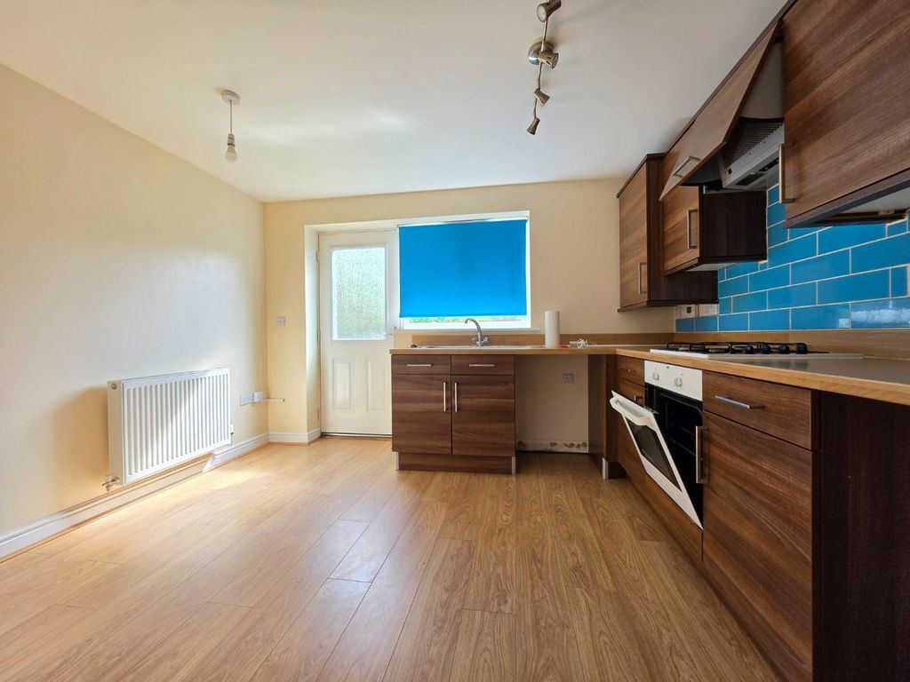 Additional image 2 of 2 bed end terrace house to rentHeron Gate, Scunthorpe DN16