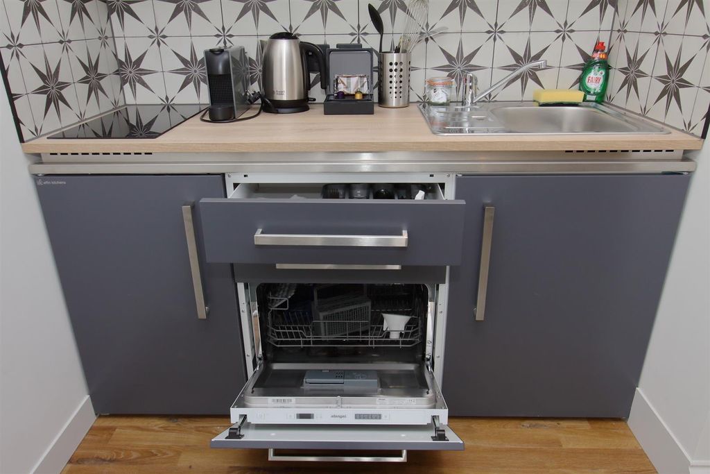 Additional image 5 of 1 bed flat to rent1 St John Street, Salisbury SP1