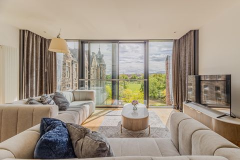Simpson Loan, Quartermile, Edinburgh EH3