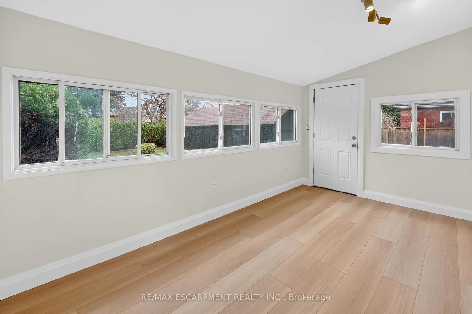 Additional image 15 of 101 Houghton Avenue