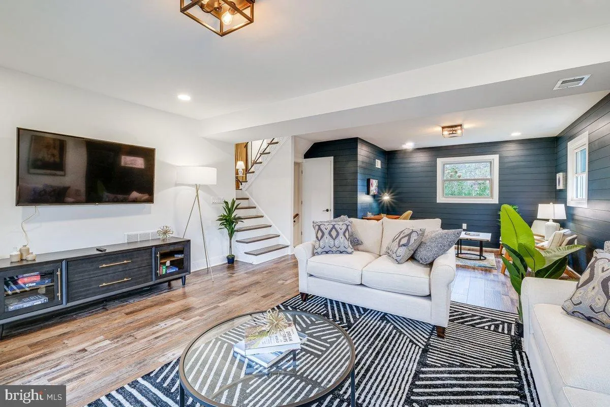 Additional image 42 of 9817 Fernwood Road, Bethesda, MD 20817