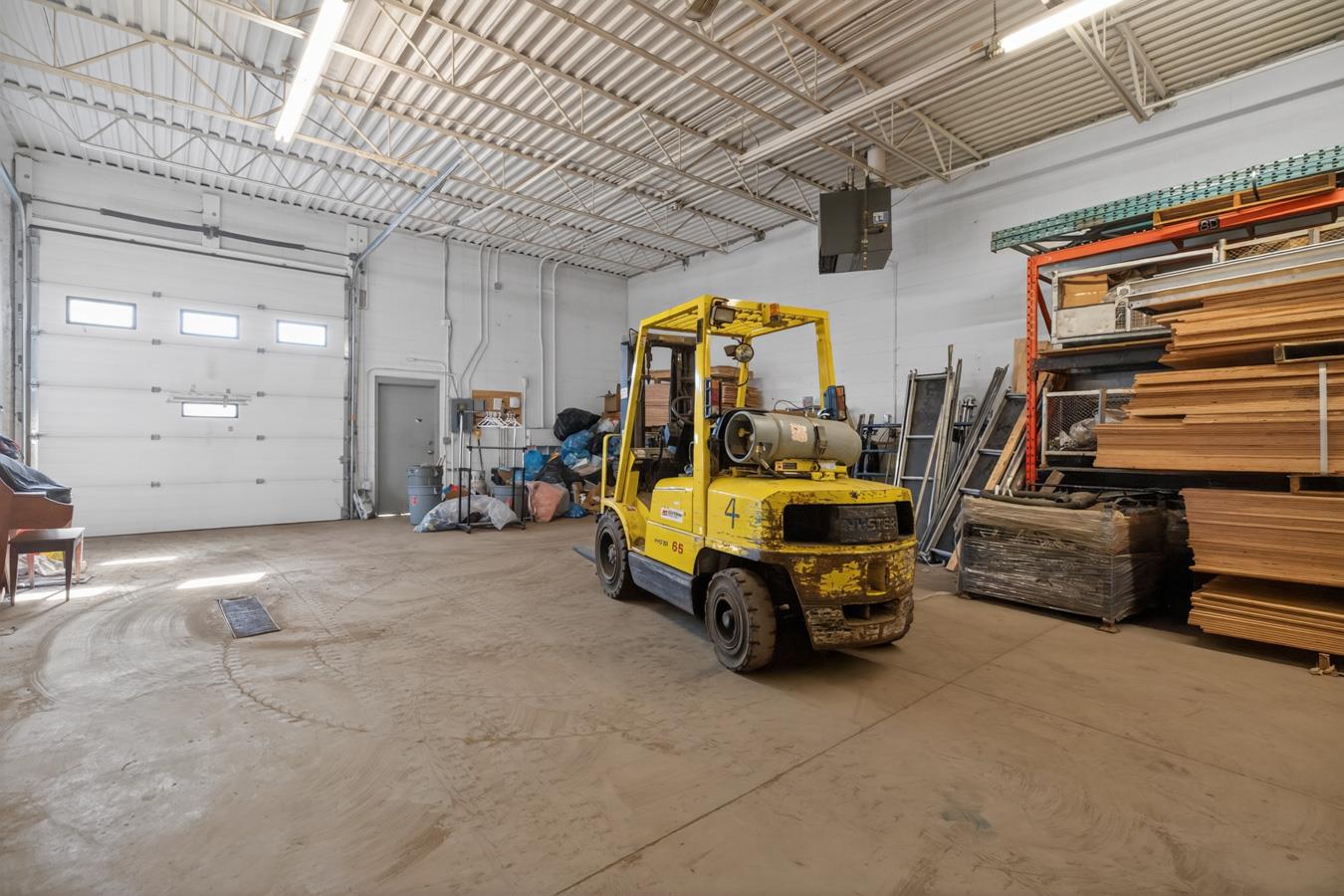 Additional image 4 of 12523 127 Street, Edmonton, AB, T5L1A3