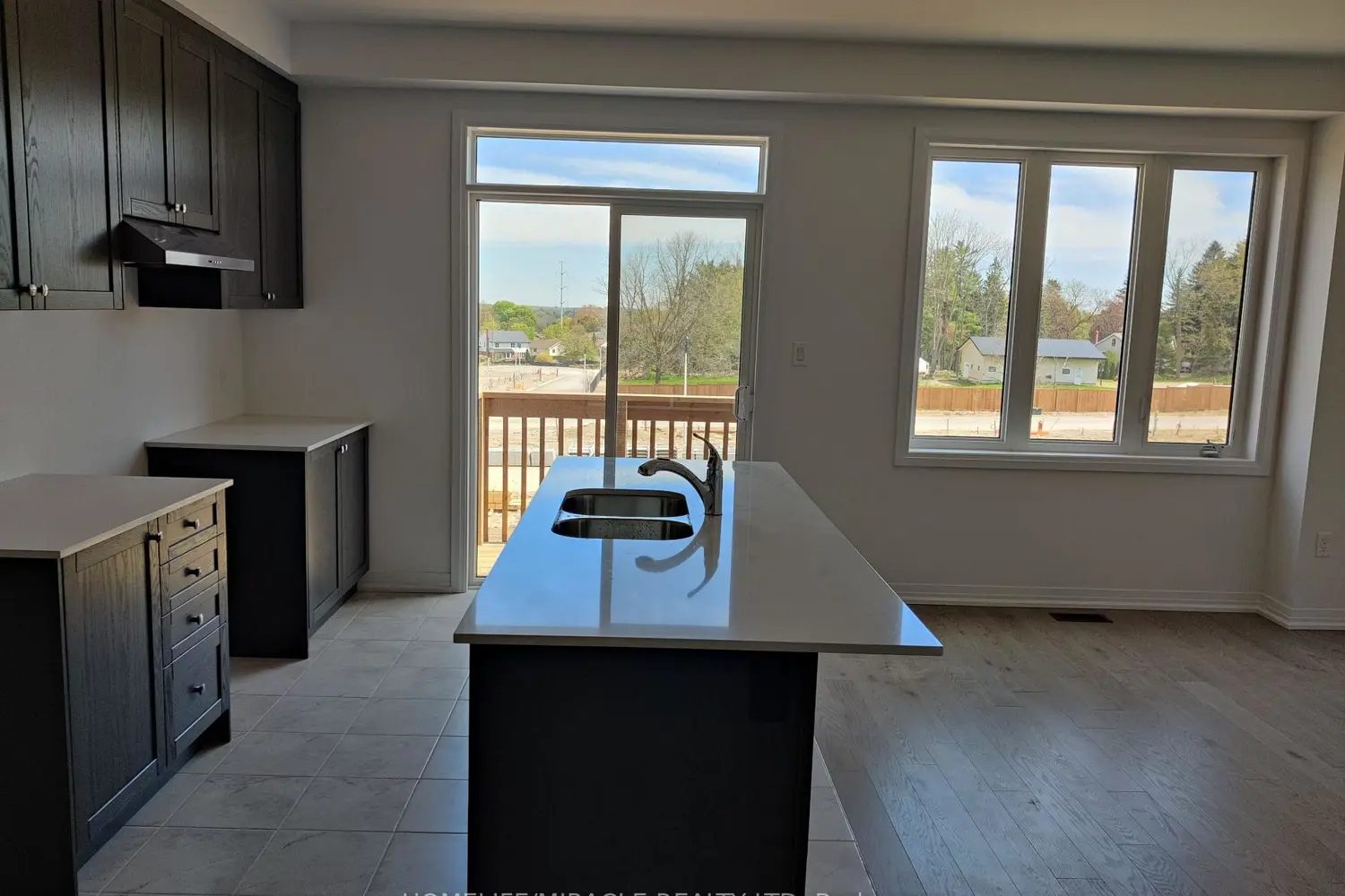 451 Jack Wilford Way photo 3