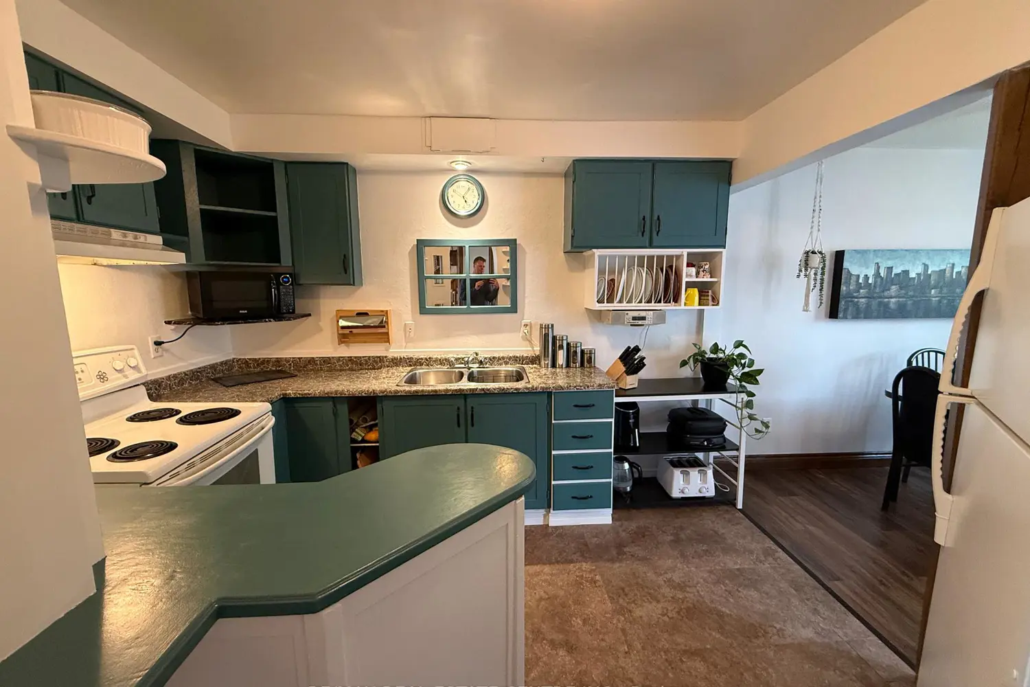 Additional image 5 of 325 William Street 21