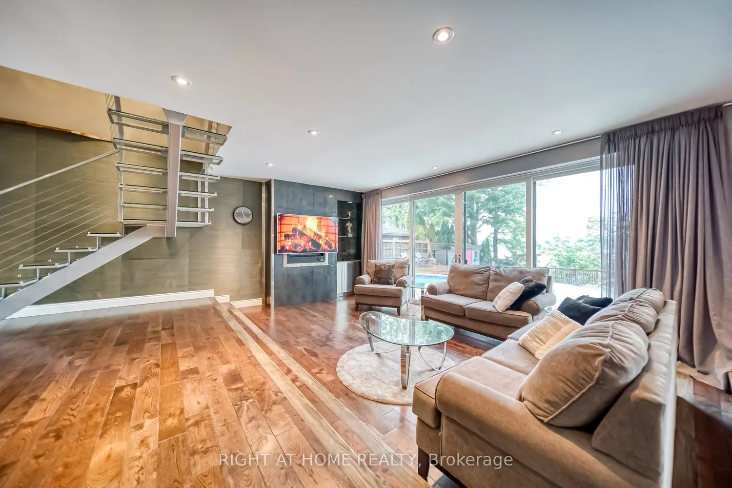 Additional image 3 of 44 Royal Henley Boulevard