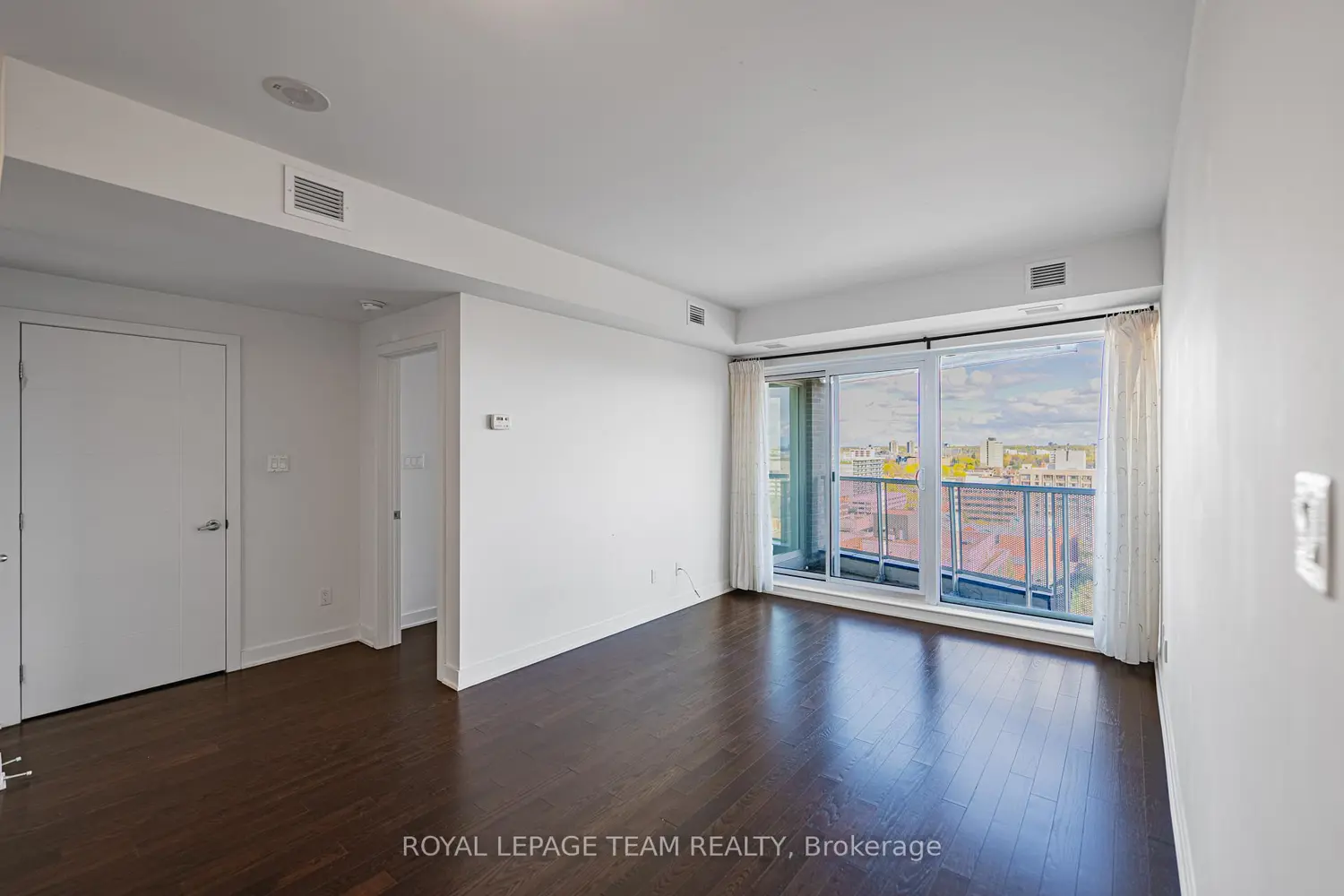 Additional image 6 of 40 Nepean Street 1306