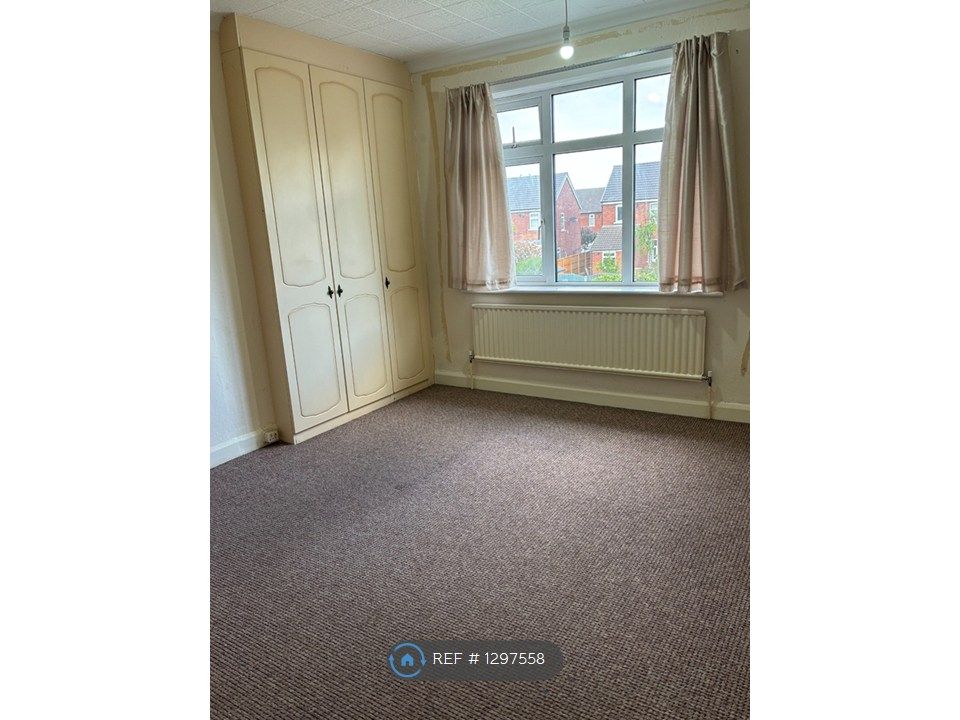 Additional image 8 of 3 bed semi-detached house to rentCliff Gardens, Scunthorpe DN15