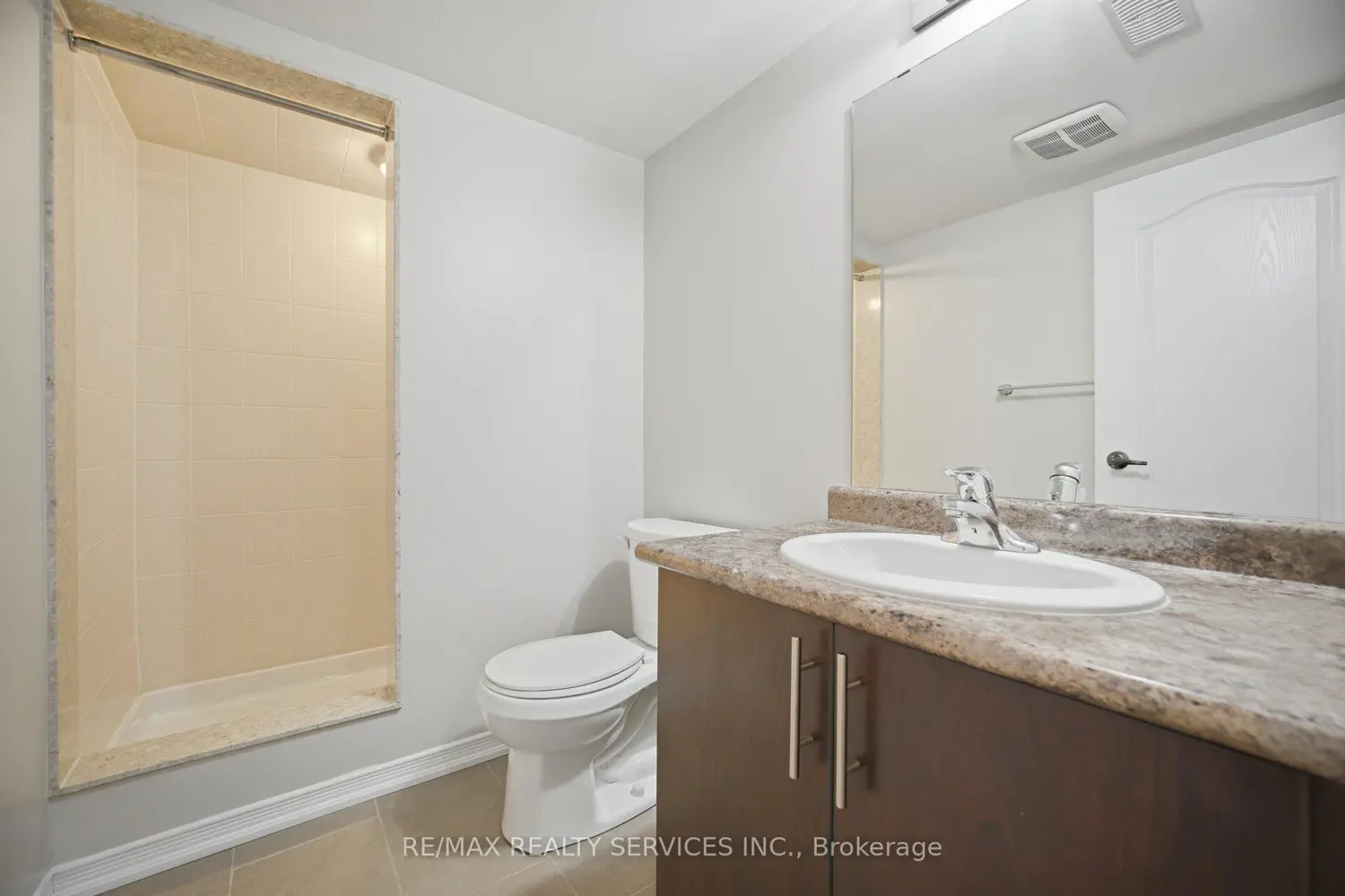 Additional image 16 of 25 Baffin Crescent