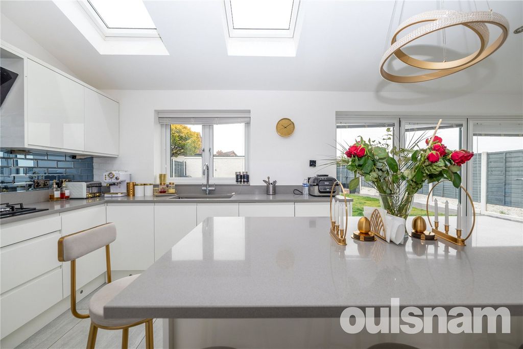 Additional image 10 of 4 bed detached house to rentOld Birmingham Road, Marlbrook, Bromsgrove, Worcestershire B60