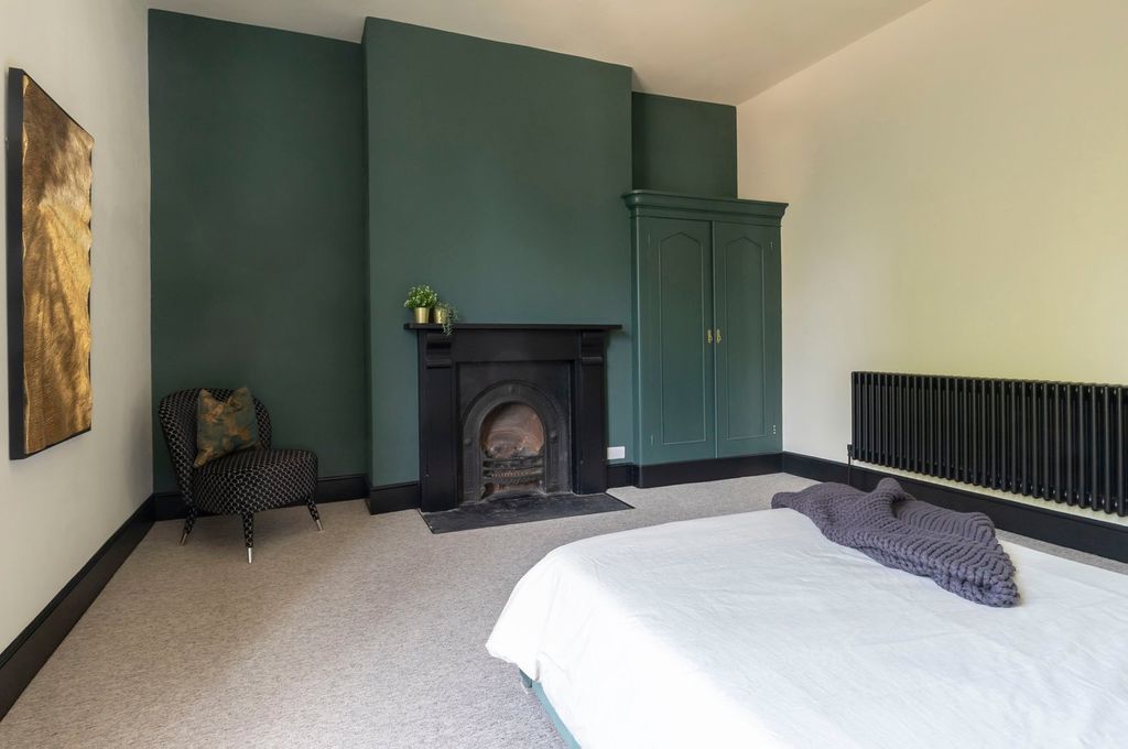 Additional image 19 of 7 bed detached house to rentLondon Road, Cheltenham GL52