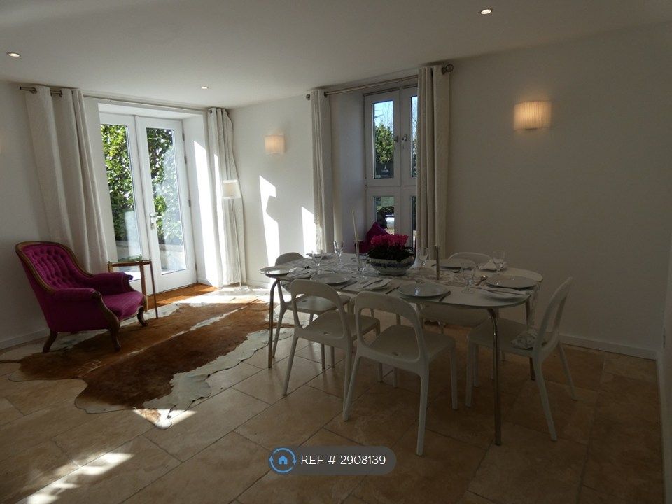 Additional image 3 of 3 bed detached house to rentCastlegate, Lanark ML11