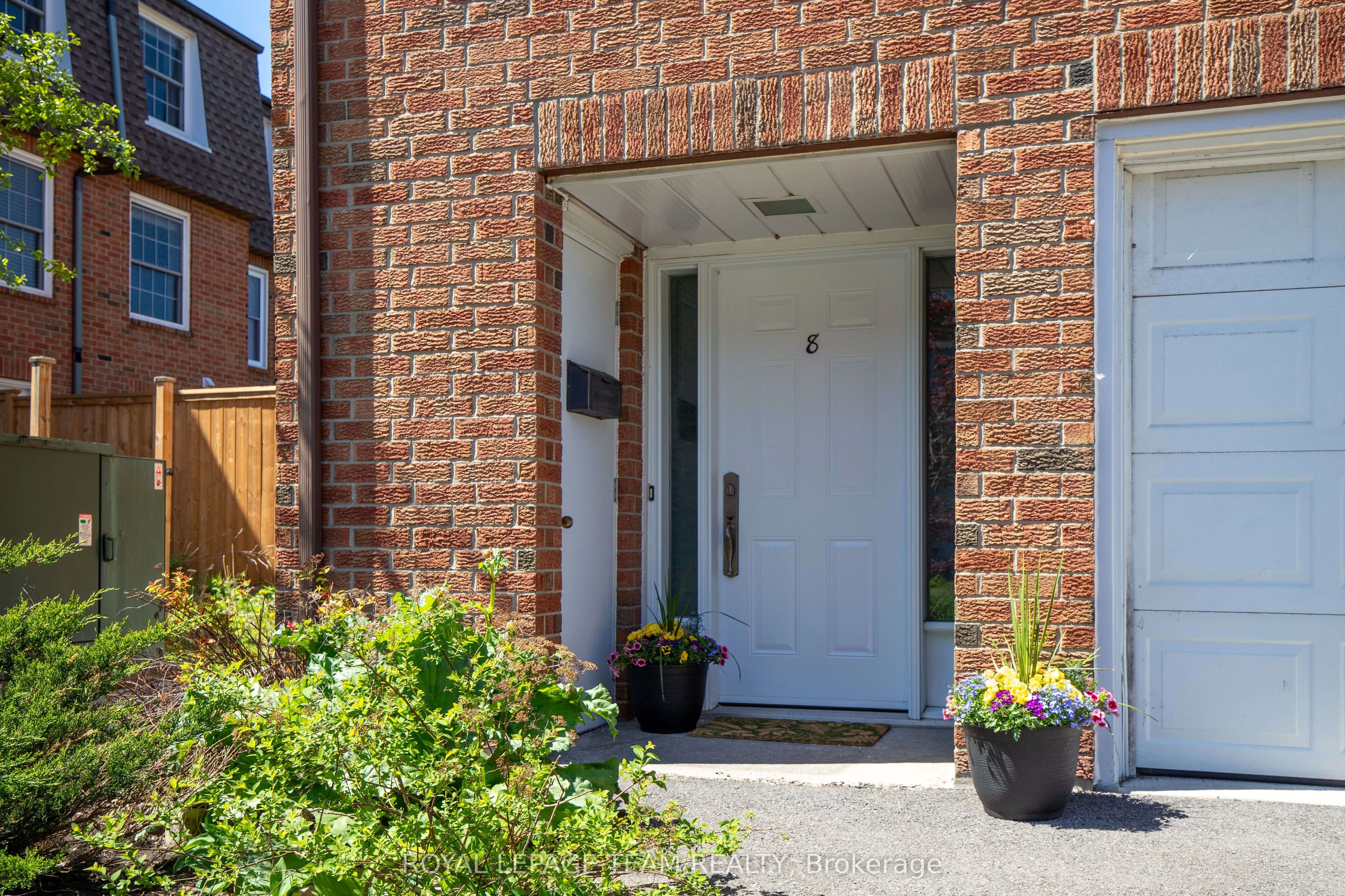 Additional image 2 of 8 Moorside Private, Ottawa, ON, K2C 3P4