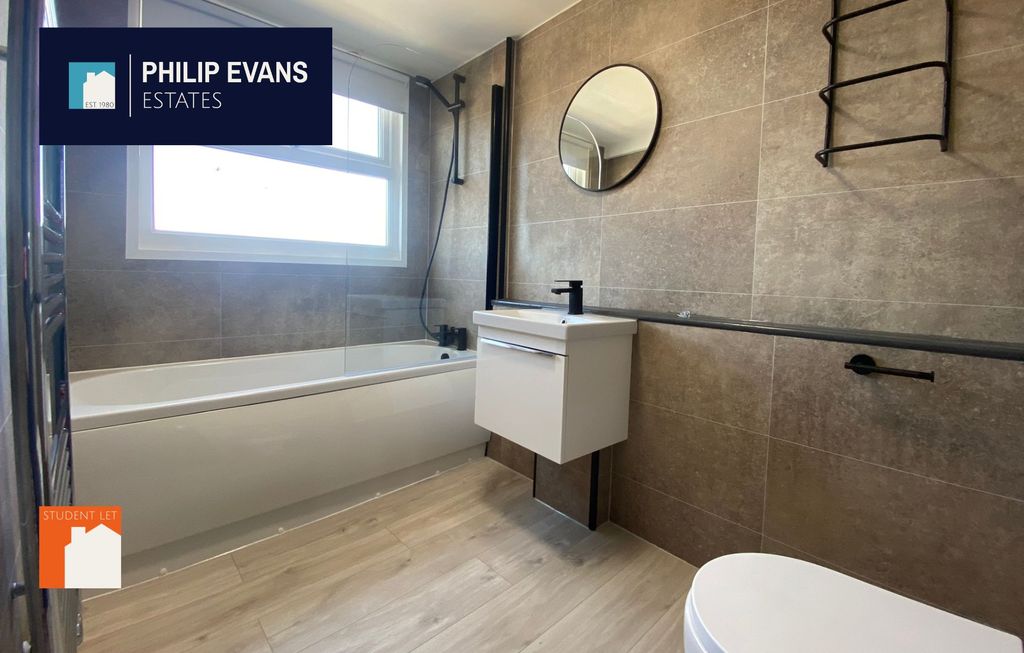 Additional image 6 of 6 bed flat to rentEastgate, Aberystwyth SY23