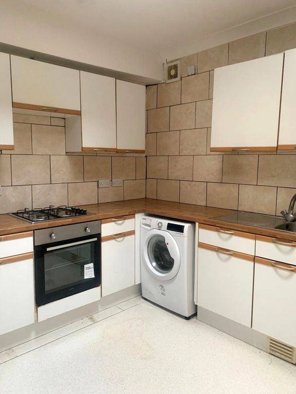 Additional image 5 of 3 bed maisonette to rentCardiff Road, Newport NP20