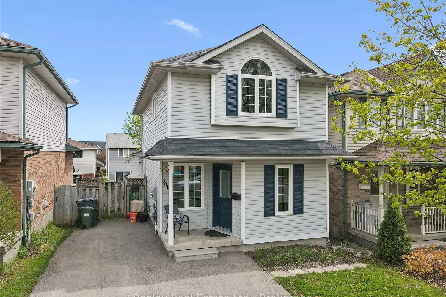 301 Grange Road photo 2