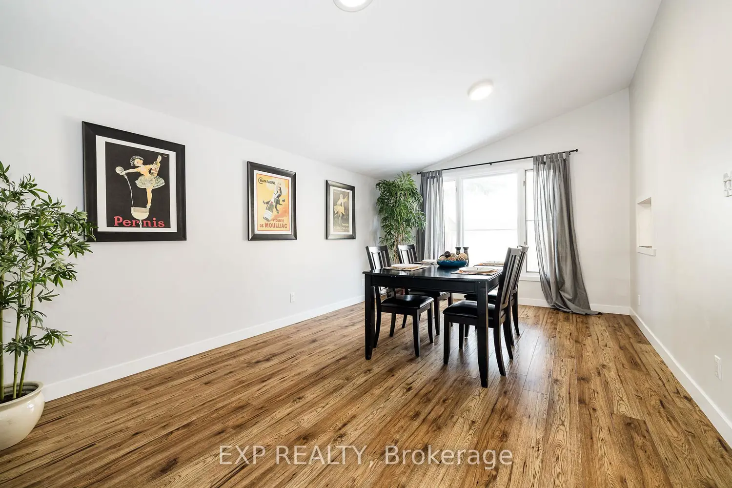 Additional image 4 of 2196 Plesser Street
