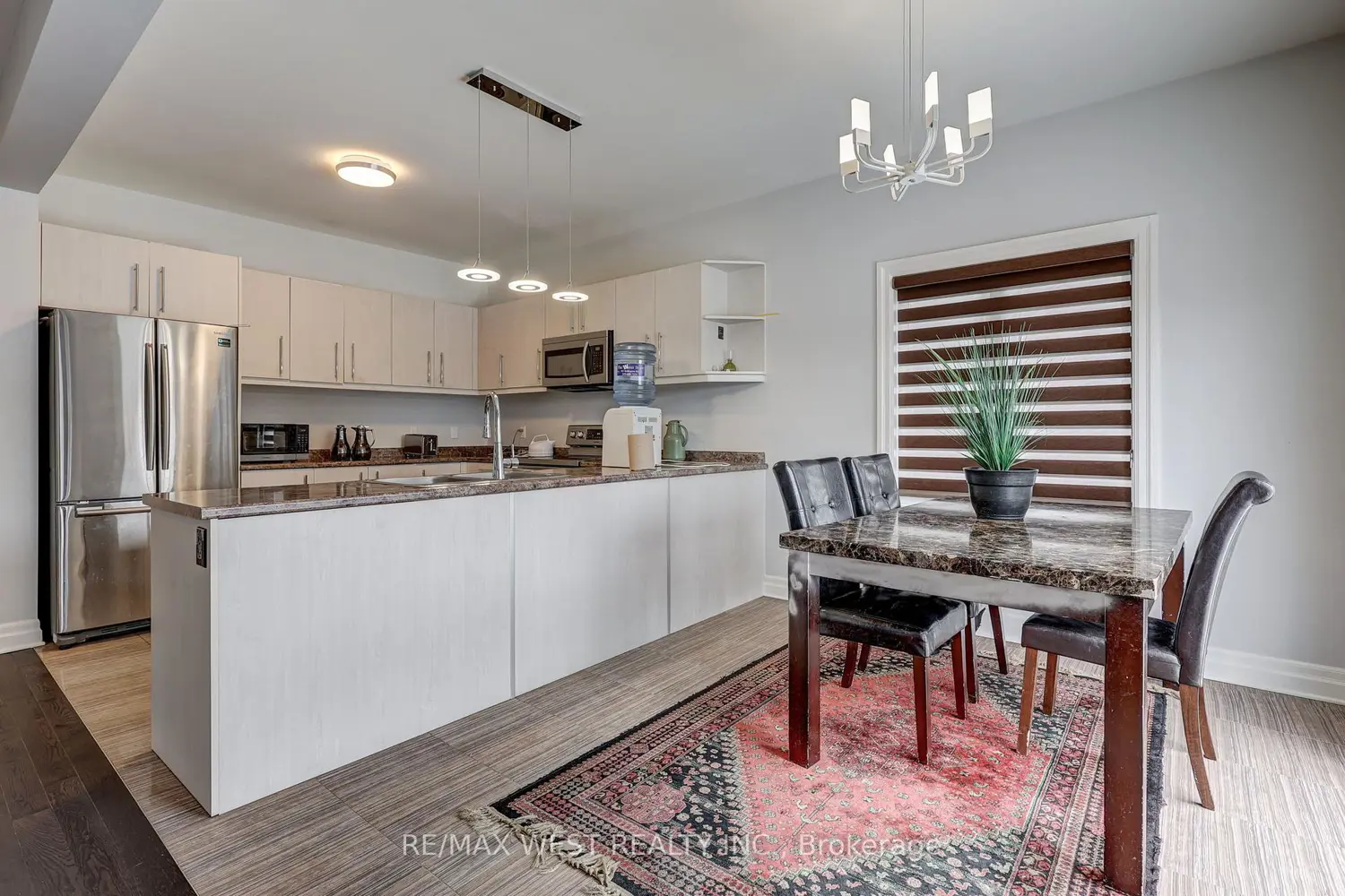Additional image 9 of 2607 Sheffield Boulevard