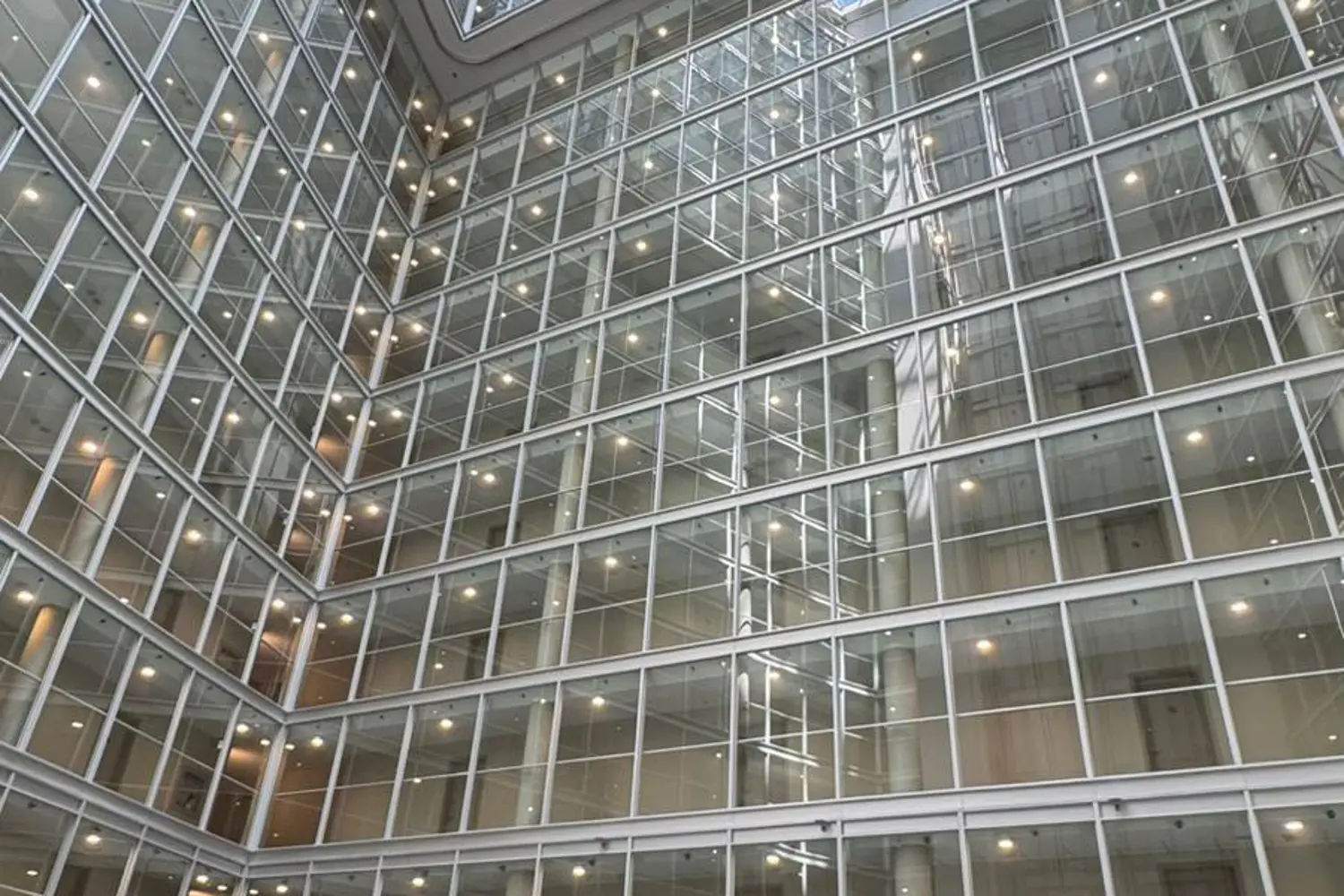 650 Queens Quay 306