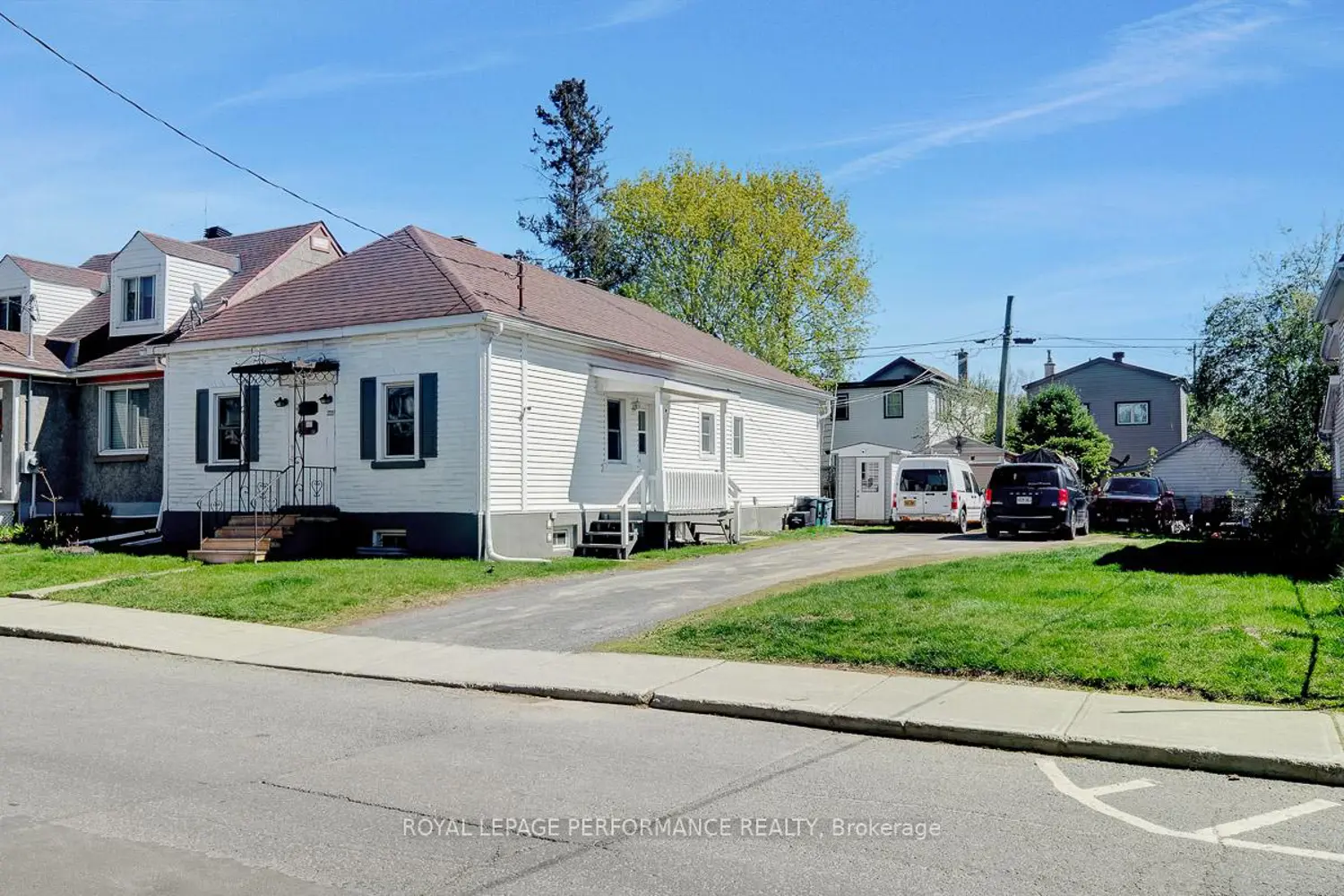 Additional image 2 of 228 Carillon Street