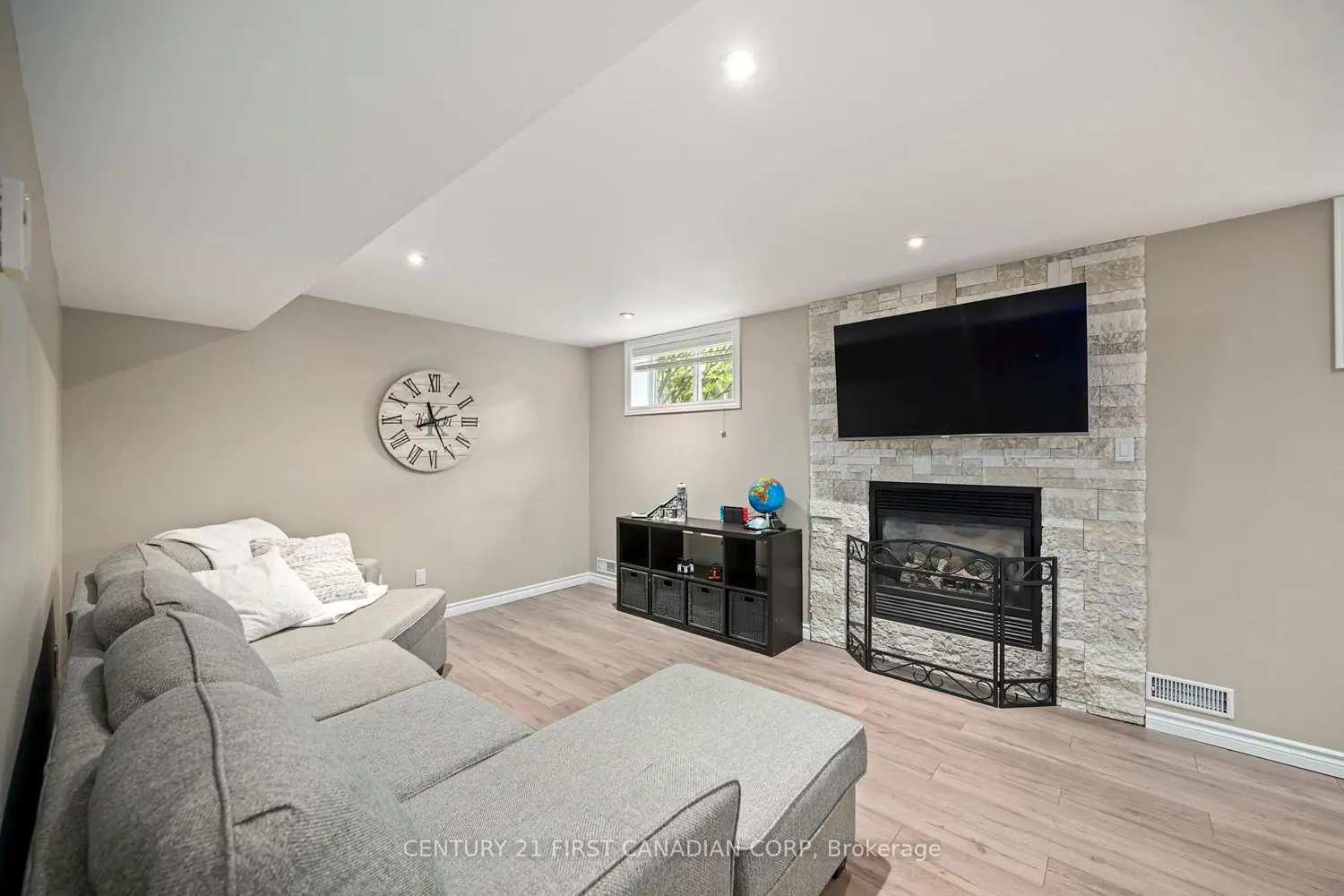 Additional image 12 of 932 Cranbrook Road