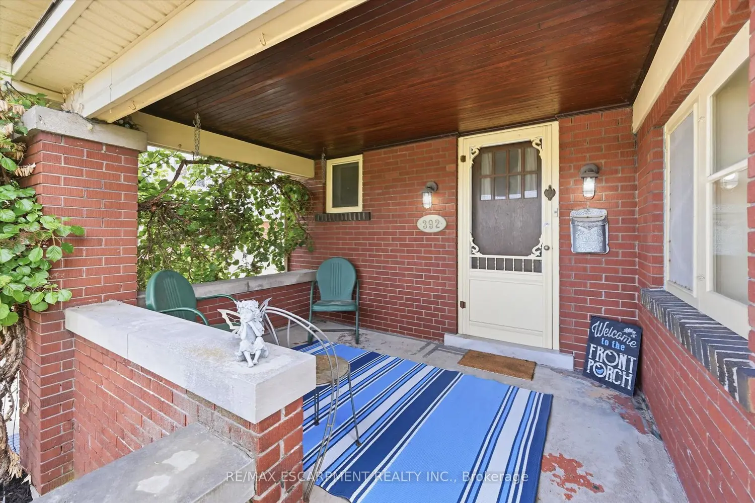 Additional image 2 of 392 Queenston Street