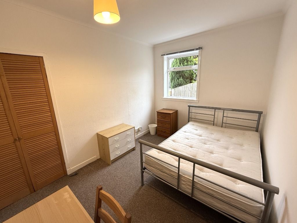 Additional image 8 of 5 bed semi-detached house to rentBroomhouse Street South, Edinburgh EH11