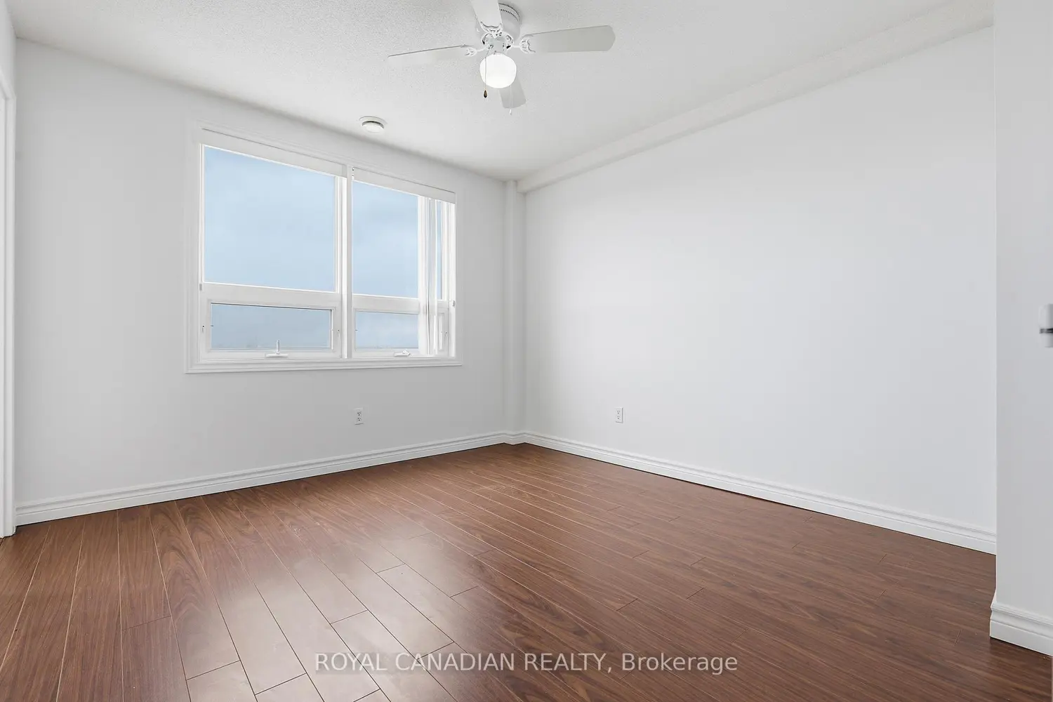 Additional image 9 of 7405 Goreway Drive 619