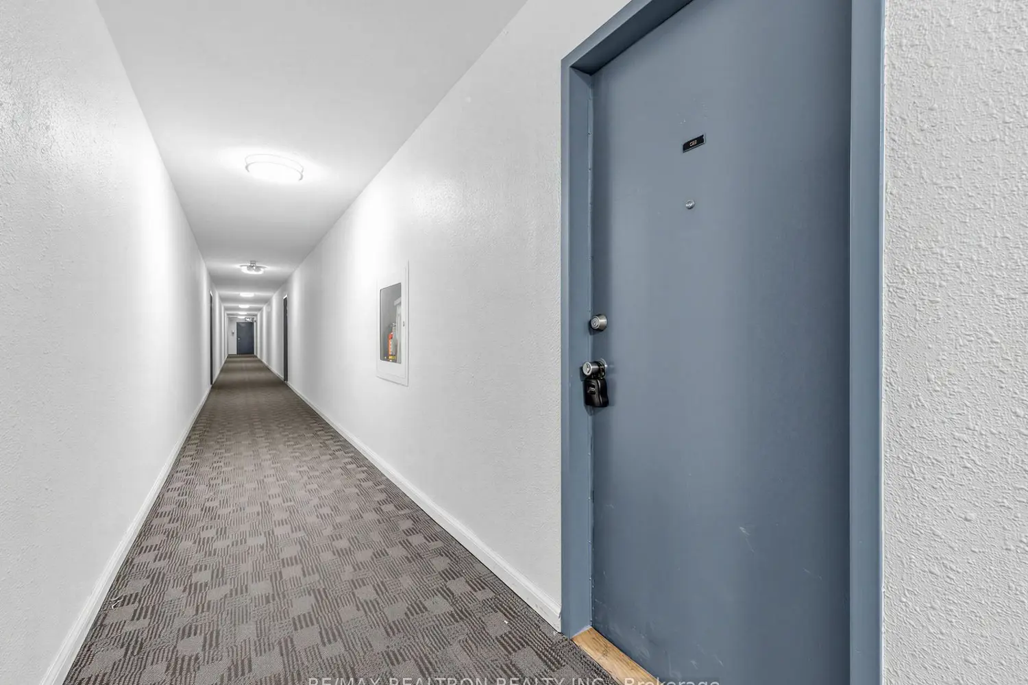 Additional image 3 of 180 Markham Road 501