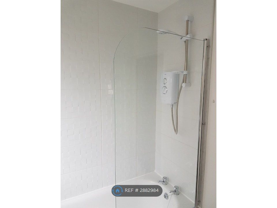 Additional image 8 of 3 bed semi-detached house to rentPennyfern Road, Greenock PA16