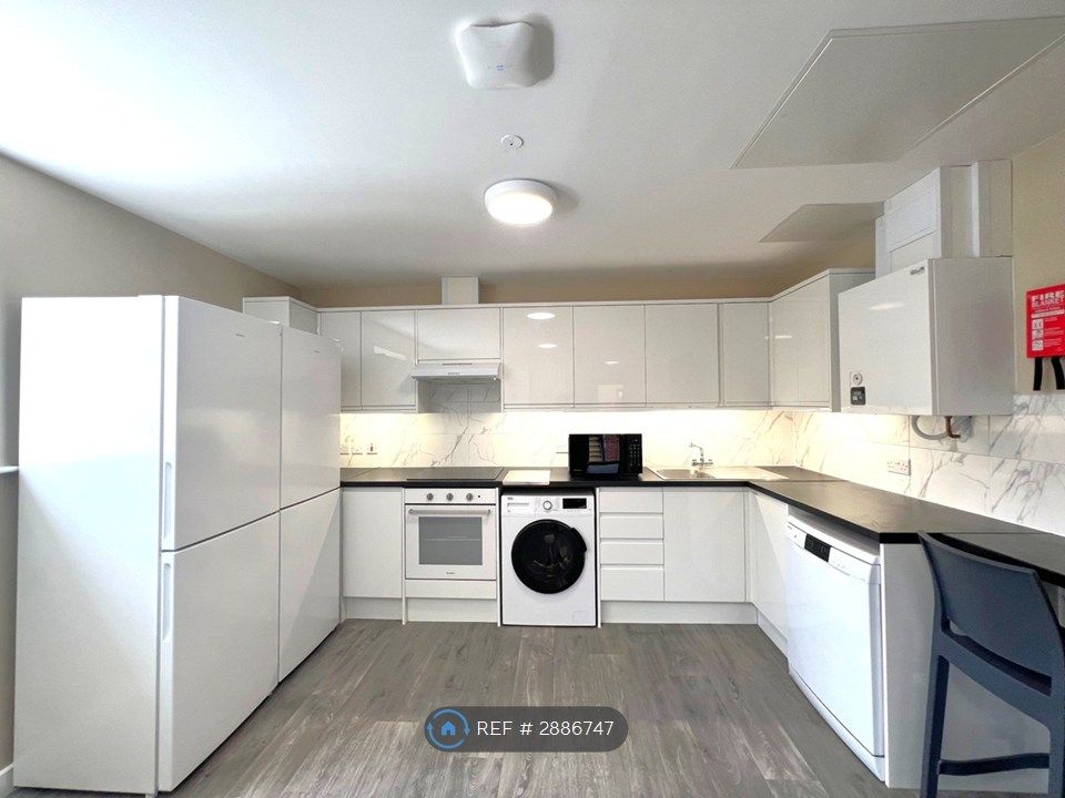Additional image 4 of 6 bed flat to rentHepburn Court C, Bristol BS2