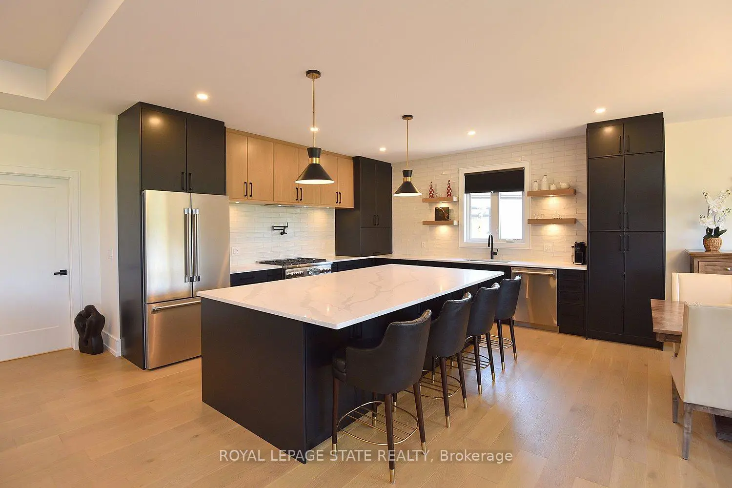 Additional image 6 of 3642 Vosburgh Place