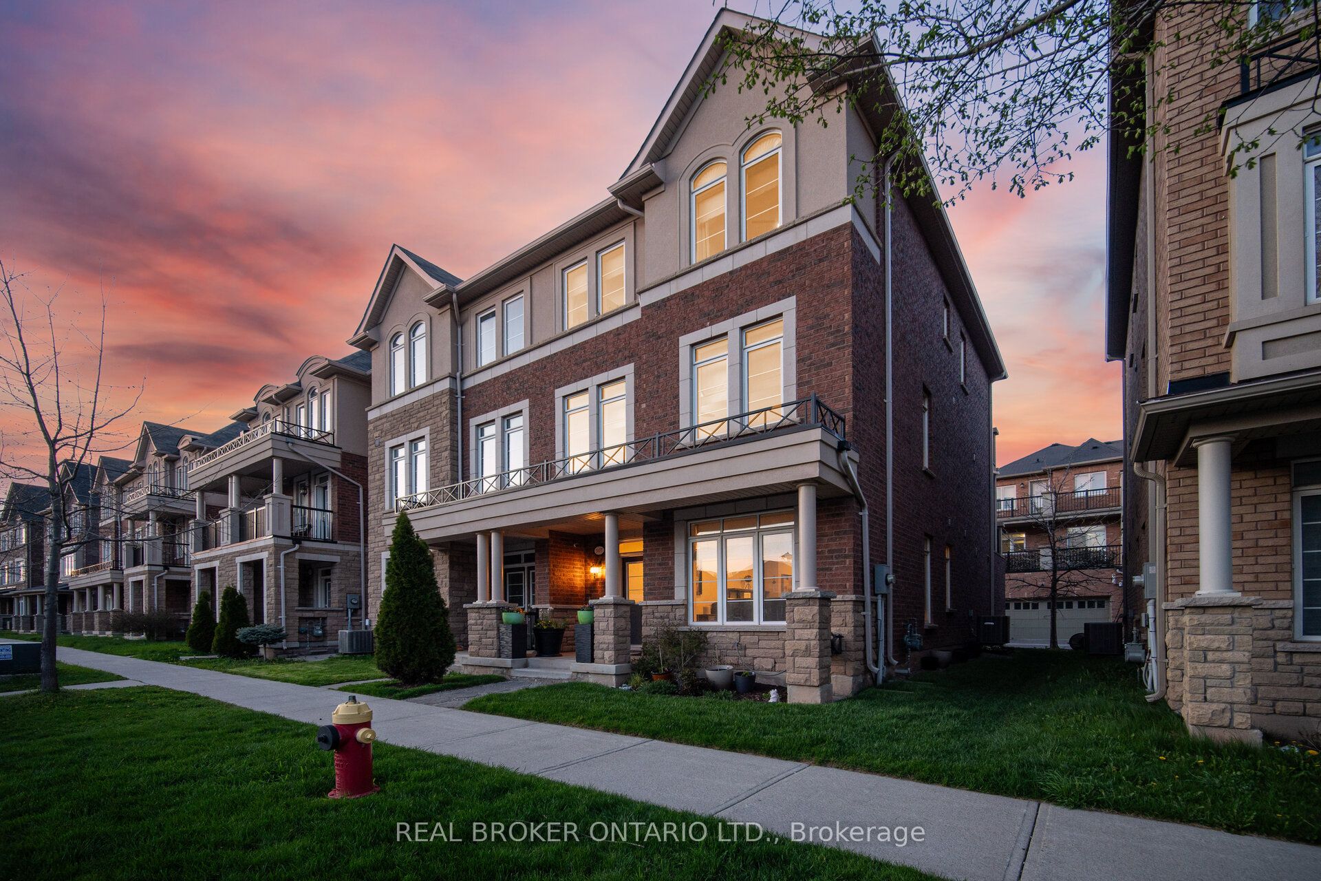 3077 Preserve Drive, Oakville, ON, L6M 0W7