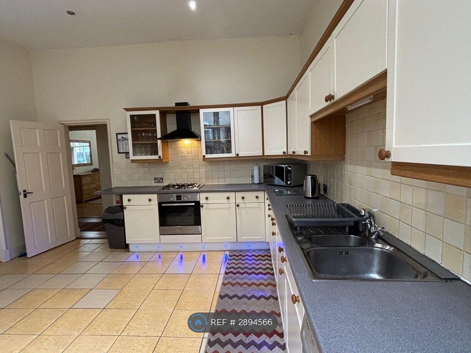 Additional image 11 of 3 bed flat to rentMannamead, Plymouth PL4