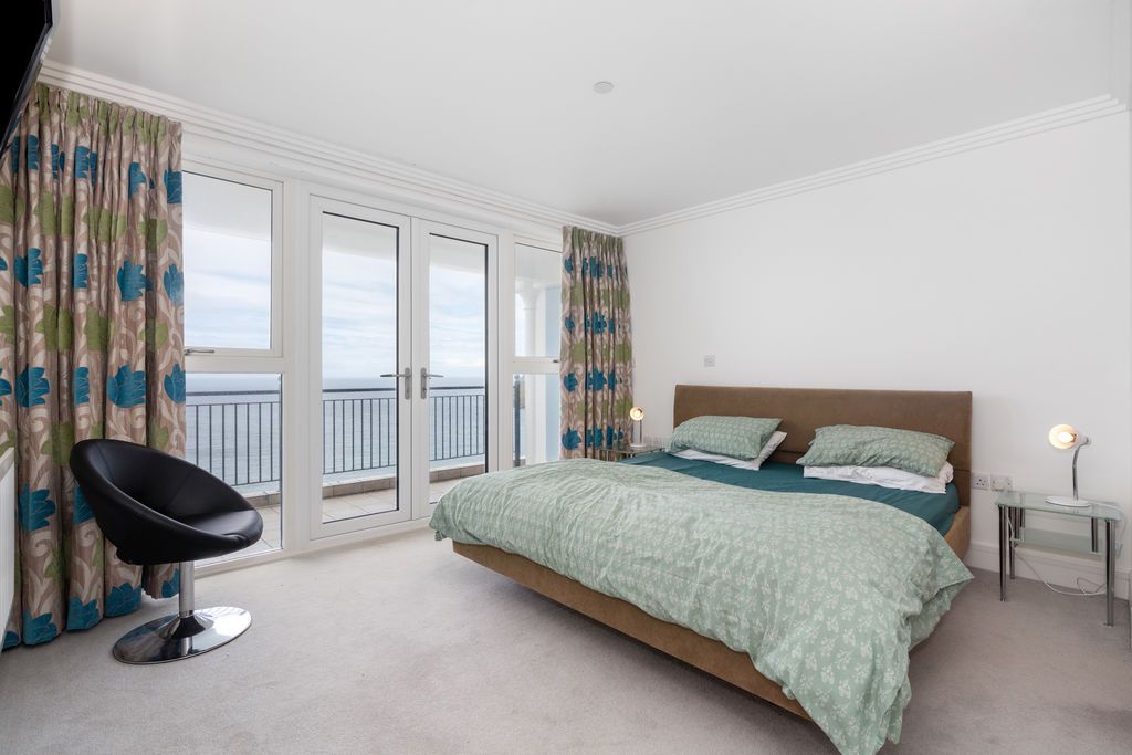 Additional image 5 of 3 bed flat for sale11 Imperial Heights, The Promenade, Port Erin IM9