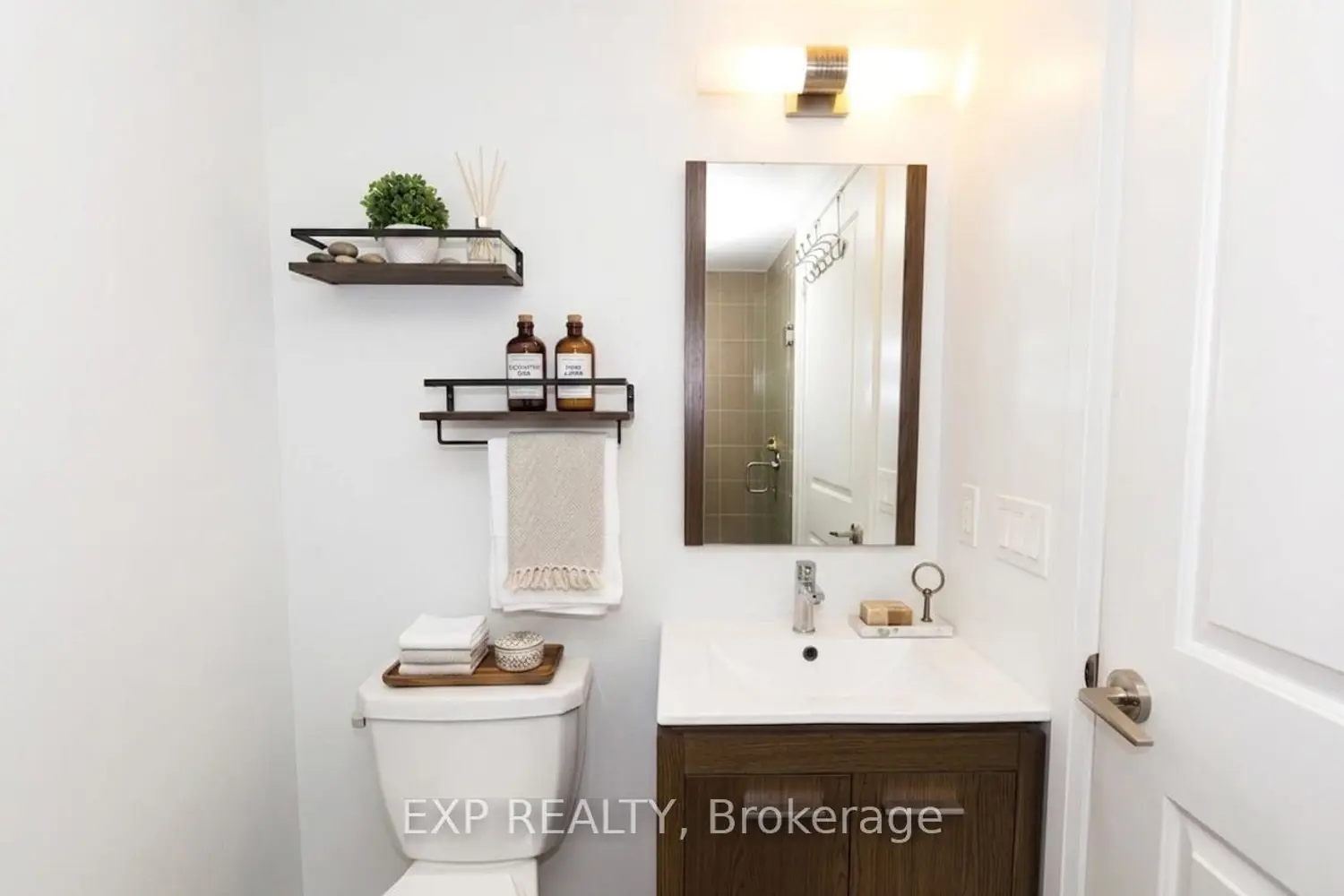 30 Meadowglen Place 707 photo 4