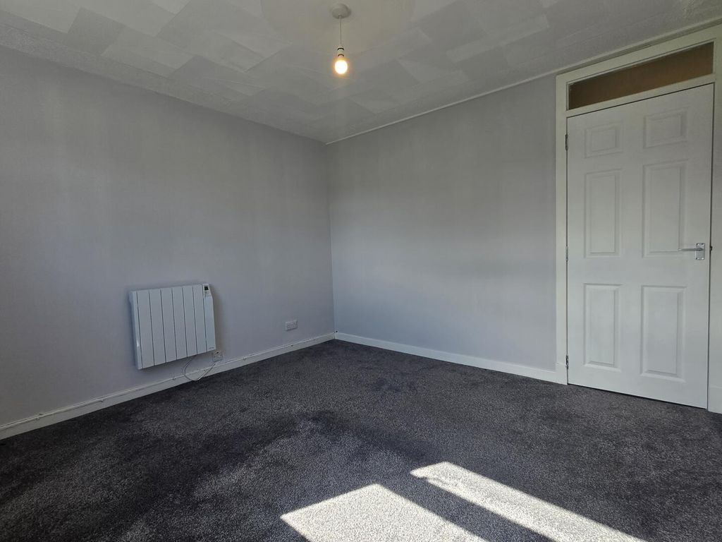 Additional image 13 of 2 bed flat to rentIona Court, Perth PH1