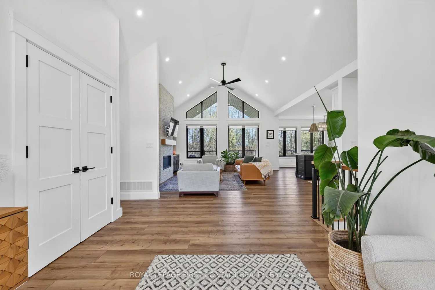 Additional image 6 of 144 Arlynn Crescent